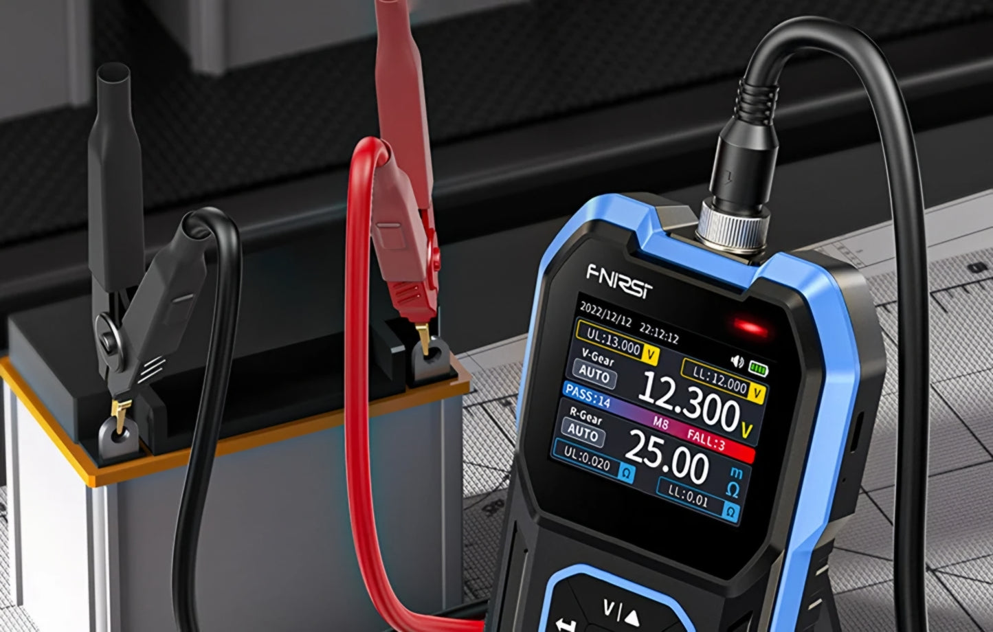 Fnirsi HRM-10 Service Tester for measuring internal resistance and battery/accumulator voltage